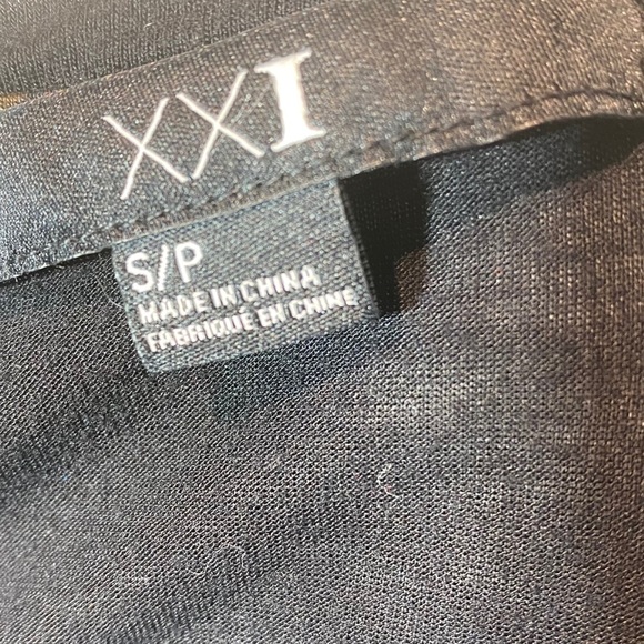 Forever 21 Perfect Fit Leopard Print Top - Picture 13 of 16